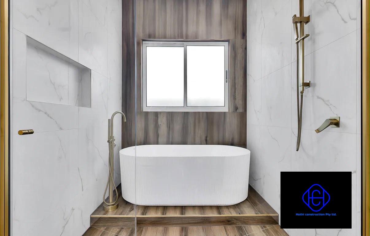 Freestanding bath marble and wood